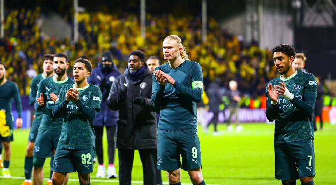 Jugadores del Man City reembolsarán a hinchas que viajaron a Noruega para derrota en la Champions