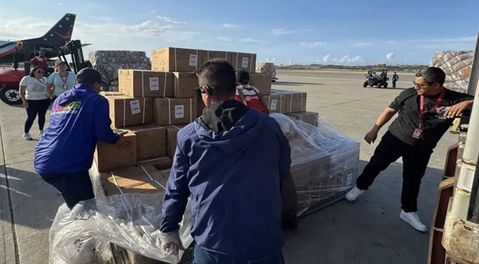 Arriban 50 mil kits de diálisis para las 127 unidades del país