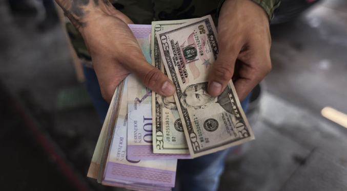 Medidas económicas buscan fortalecer el bolívar y frenar la fuga de talento