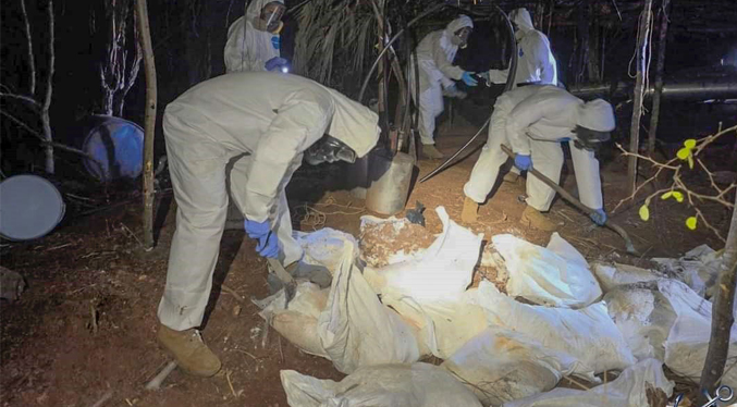 Desmantelan tres laboratorios clandestinos y decomisan 700 kilos de metanfetamina en México