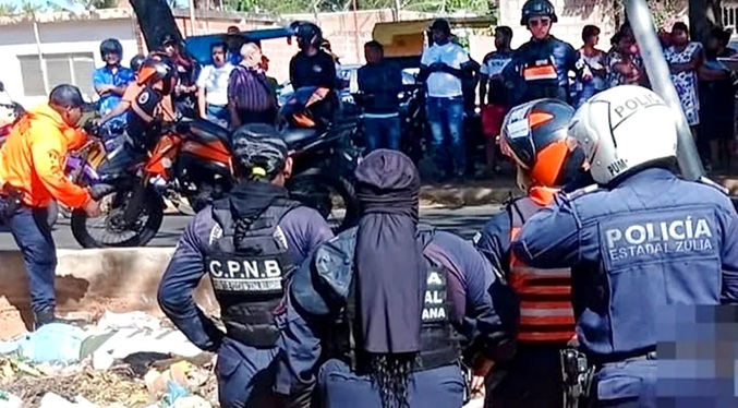 Motociclista y acompañante mueren al impactar contra un poste en Maracaibo