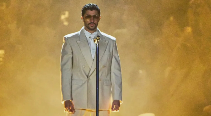 Bad Bunny, el gran ganador de un Premio Lo Nuestro lleno de amor a los inmigrantes