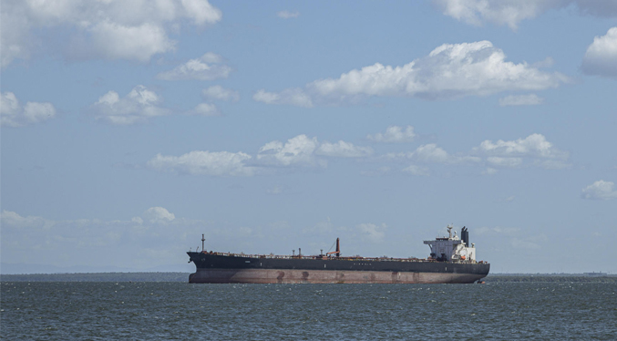 EEUU aborda un tercer petrolero en el Índico por violar su bloqueo de crudo en el Caribe