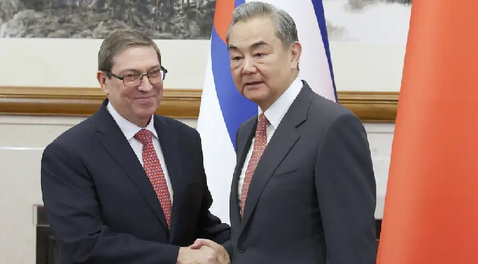 China recibe al canciller Bruno Rodríguez y reitera su apoyo a Cuba