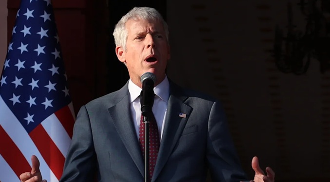 Trump tiene «compromiso fervoroso» para transformar la relación con Venezuela, dice Wright