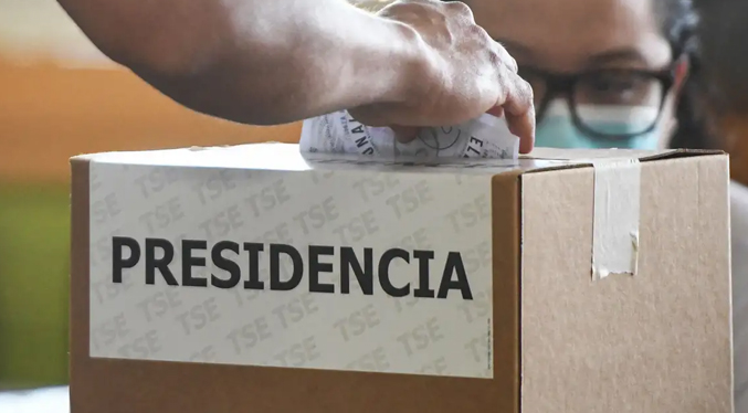 Abren las urnas para elecciones presidenciales y legislativas en Costa Rica
