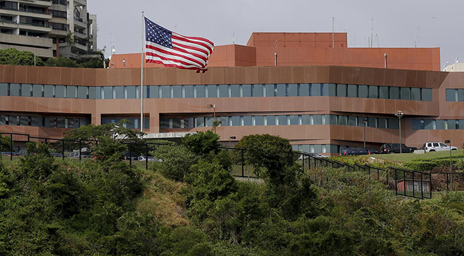 Encargada de negocios de EEUU aborda recuperación de Venezuela en reunión con Chevron