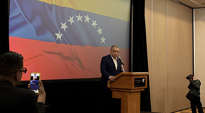 Expertos: Irrupción de Enrique Márquez en EEUU impulsa democratización de Venezuela