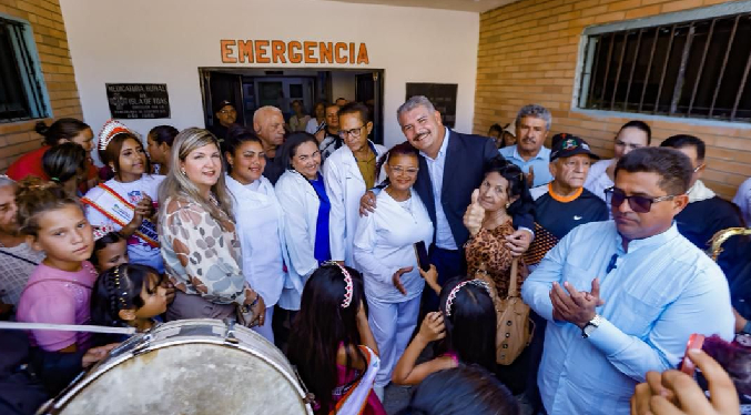 Gobernador Luis Caldera anuncia obras para el municipio Insular Padilla