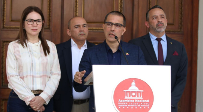 Comisión expone avance de la Ley de Amnistía: 3.052 libertades plenas y llegan 4.203 solicitudes