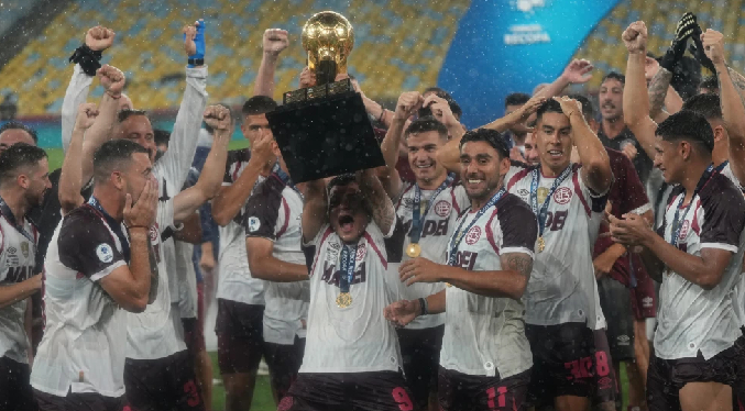 Lanus vence 3-2 a Flamengo y conquista Recopa Sudamericana