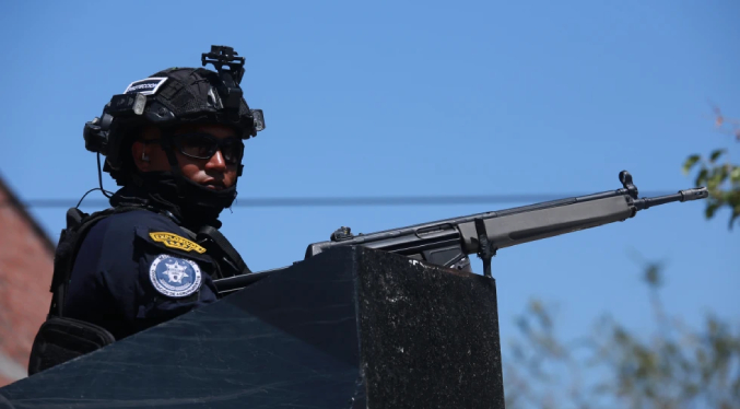 Cancelan Copa del Mundo de clavados en México tras ola de violencia en Jalisco