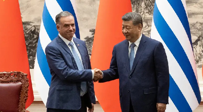Yamandú Orsi y Xi Jinping estrechan los lazos Uruguay-China