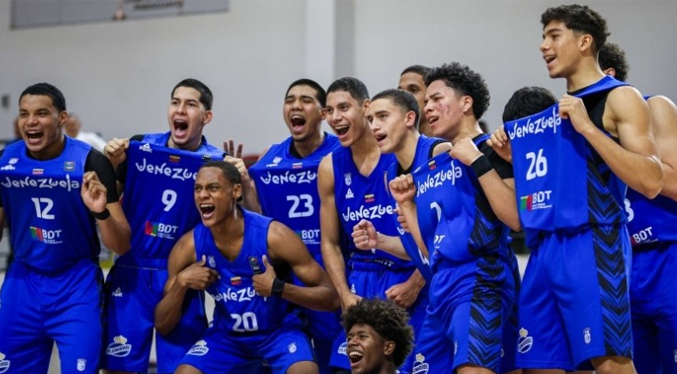 La selección de baloncesto de Venezuela vence a Chile