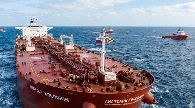 EEUU permitirá la llegada de un buque petrolero ruso a Cuba