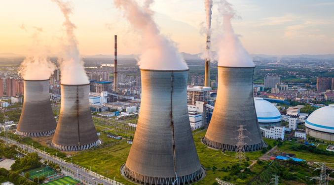 Rusia reduce al mínimo el personal en central nuclear en Irán tras un segundo ataque