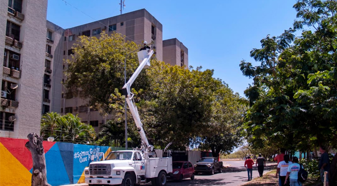 Gobernación del Zulia inicia rehabilitación del sistema eléctrico y luminarias en Ciudadela Faria
