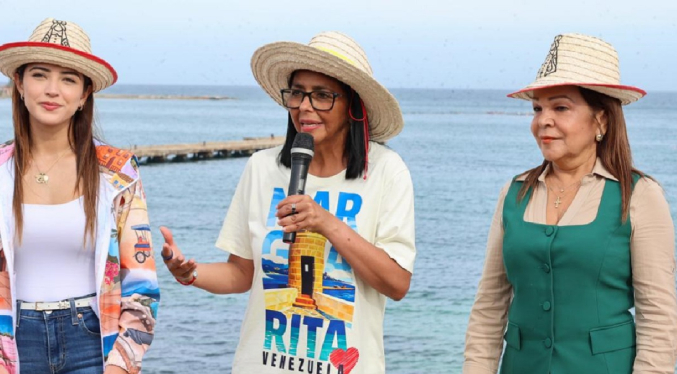 Delcy Rodríguez asegura el despliegue de más 229 mil funcionarios de seguridad en Semana Santa