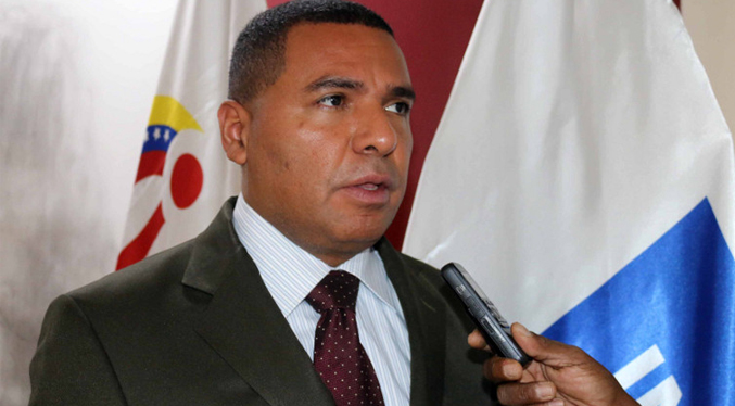 Designan a Enrique Quintana como nuevo director de Conatel