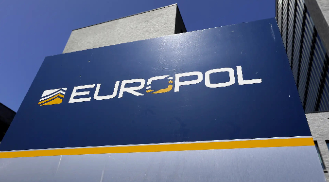 Desmantelan en Europa plataforma fraudulenta de «dark web»