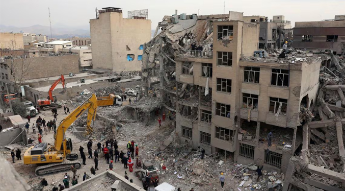 El Pentágono asegura que Irán ya no tiene defensas aéreas