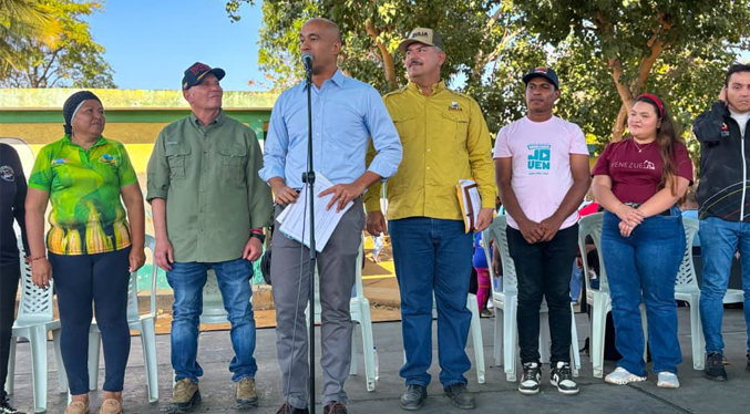 Ministro Rodríguez y gobernador Caldera supervisan la recuperación de escuelas en Zulia