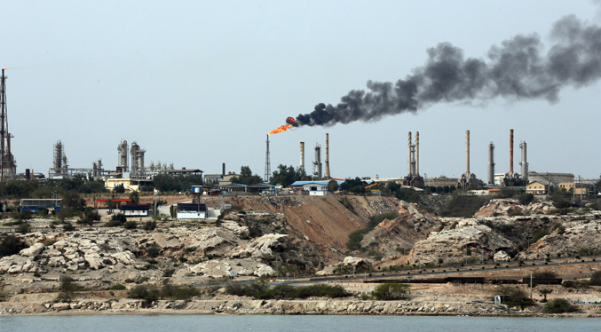 «No hay ningún problema» con el nuevo ayatolá presuntamente herido, según el canciller iraní