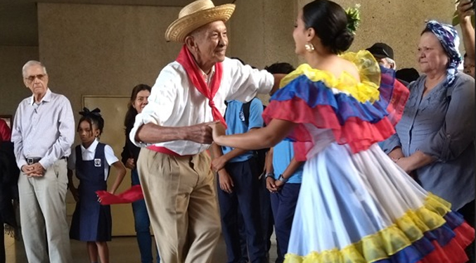 El Zulia celebra la fiesta del joropo en la Biblioteca Pública María Calcaño