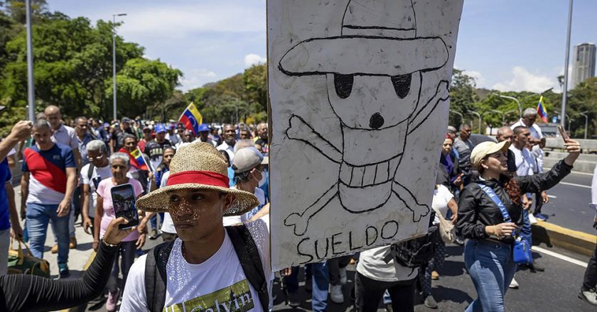 Casi 40 ONG exigen un salario digno en Venezuela y rechazan «condena a la pobreza»