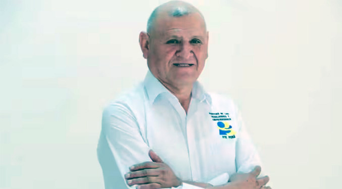 Fallece el candidato presidencial peruano Napoleón Becerra en un accidente de tránsito