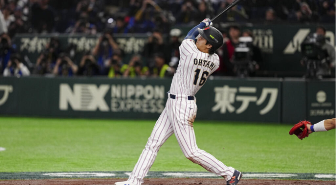 Ohtani saca su poder para derrotar con apuros a Corea del Sur en el Clásico Mundial de Béisbol