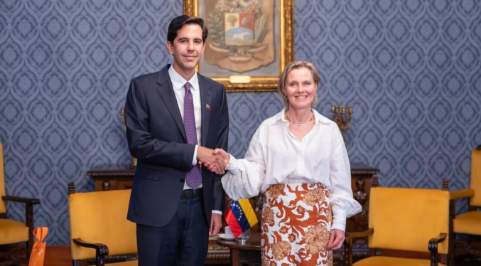 Gobierno aspira a una nueva etapa de relaciones con Países Bajos