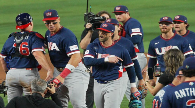 Estados Unidos gana a República Dominicana y espera la final del Clásico Mundial