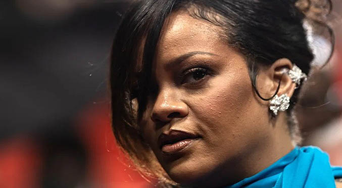 Mujer acusada de disparar contra la casa de Rihanna en Los Ángeles se declara no culpable