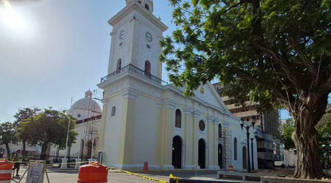 Plan de rescate patrimonial en el Zulia: Avanzan trabajos de rehabilitación de la Catedral y la Iglesia Santa Bárbara