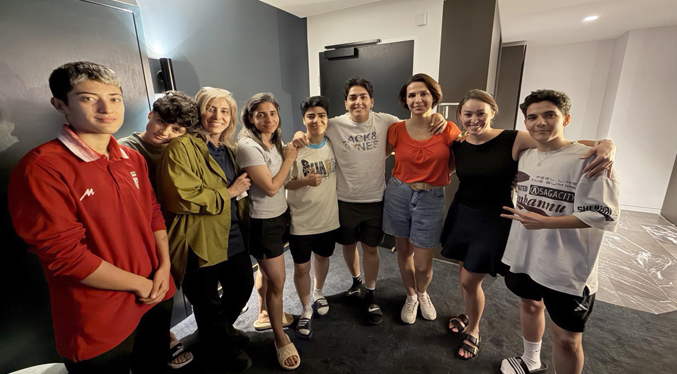 Selección femenina iraní de fútbol viajará a Omán tras polémica sobre peticiones de asilo