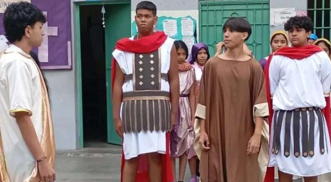 Arquidiócesis de Caracas realiza el primer viacrucis ecológico juvenil