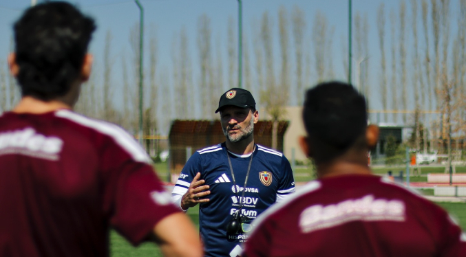 Vinotinto absoluta de Vizcarrondo ya está en Uzbekistán para la FIFA Series 2026