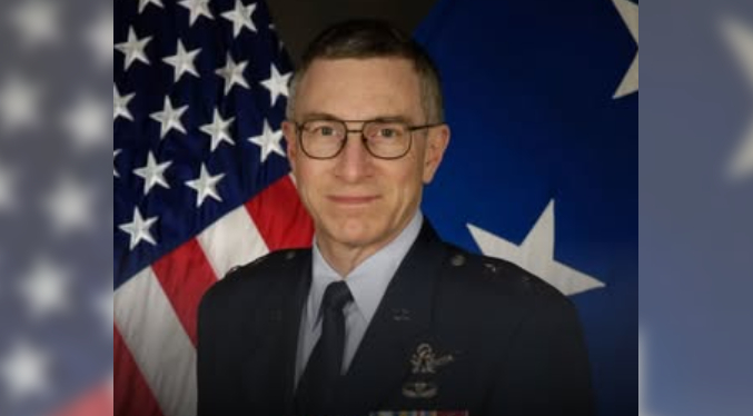 FBI investiga desaparición de general (r) de la USAF relacionado con teorías sobre ovnis