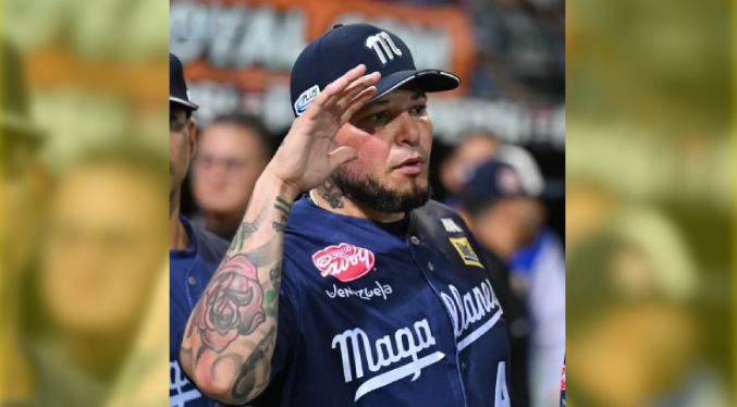 Yadier Molina renueva con Magallanes por dos temporadas