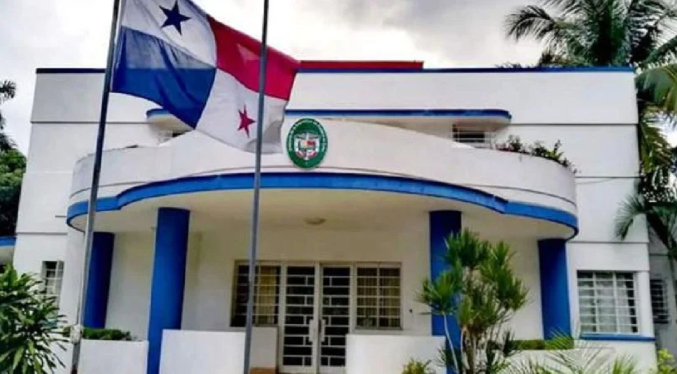 Cuba detiene a 10 panameños por «propaganda» contra el gobierno