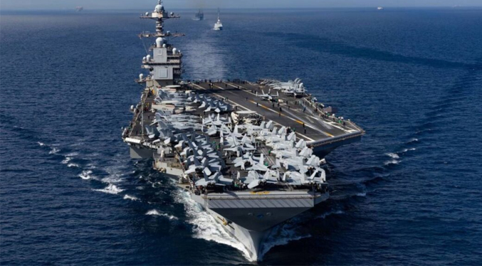 El mayor portaaviones de EEUU abandona el mar Rojo tras un incendio