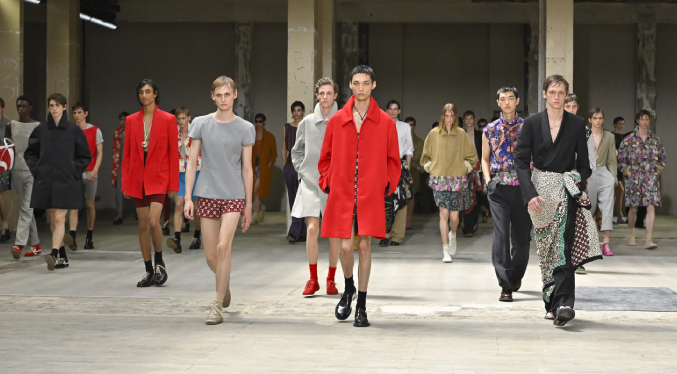 Dior y Saint Laurent, platos fuertes de la Semana de la Moda de París