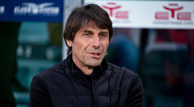 Antonio Conte insinúa salida de Napoli y volver con la selección