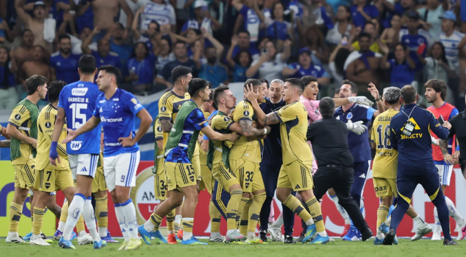 Cruzeiro le quita invicto a Boca Juniors y lo iguala en liderato de grupo en Libertadores