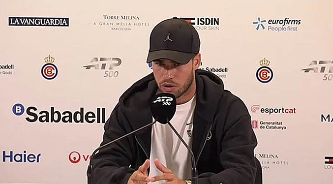 Alcaraz: «La batalla por el número uno es una motivación extra para ganar en Barcelona»