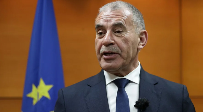 Portugal espera libertad de detenidos lusos tras reunión con canciller de Venezuela