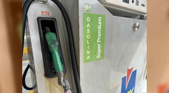 Fenegas pide cambio urgente de estrategia de venta de gasolina súper premium