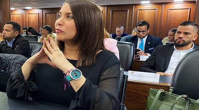 Diputada Gladis Socorro rechaza designación de Larry Devoe como fiscal general