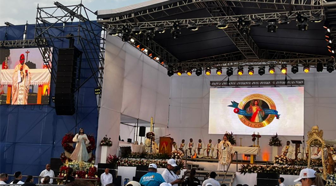 Monseñor Azuaje en misa de la Misericordia: La paz es un don, no negociación